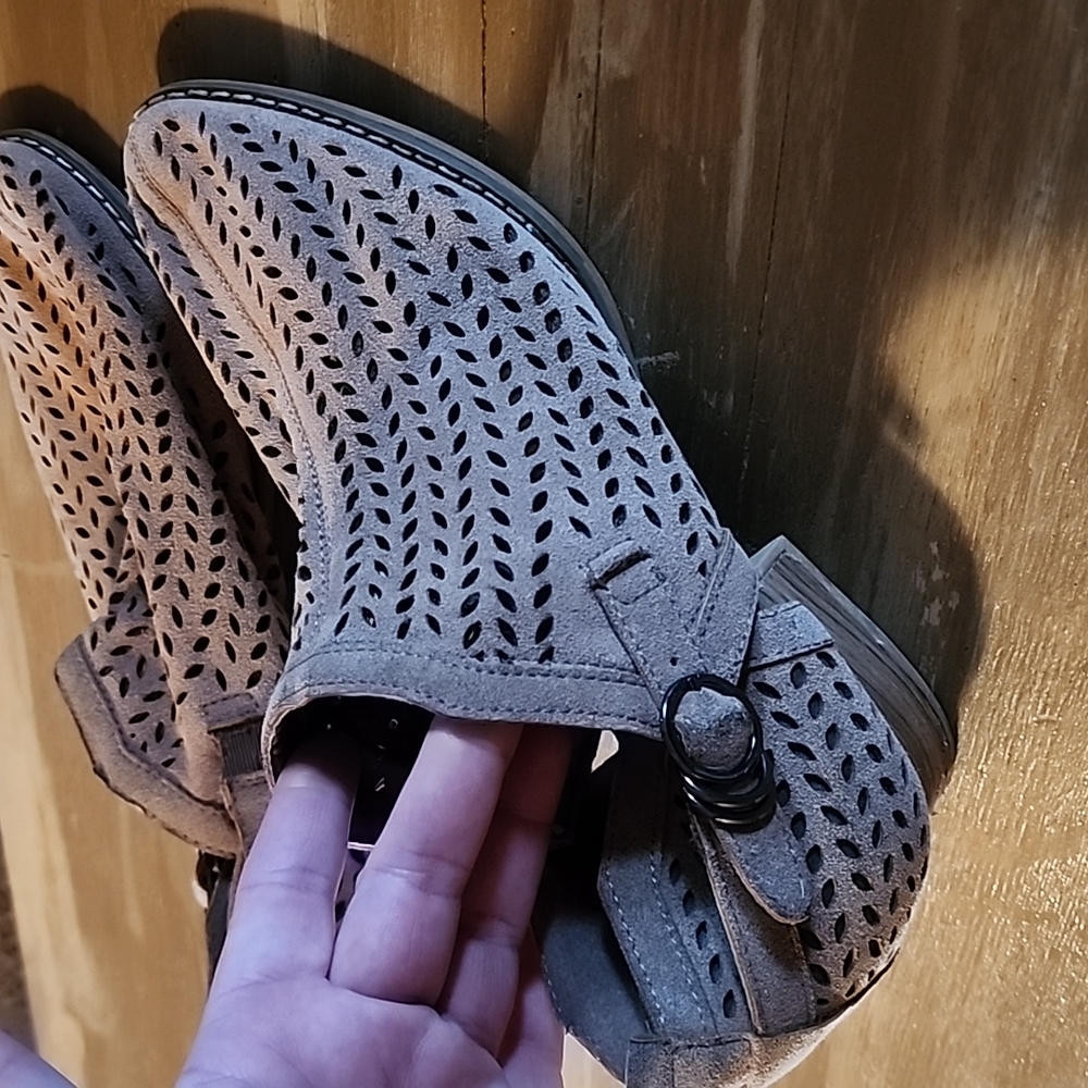 Cato booties